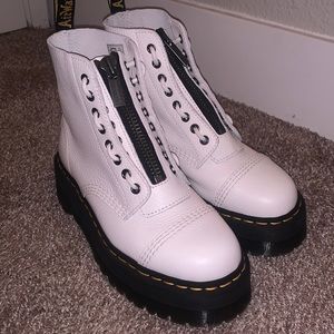 Dr Martens Platform Sinclair
